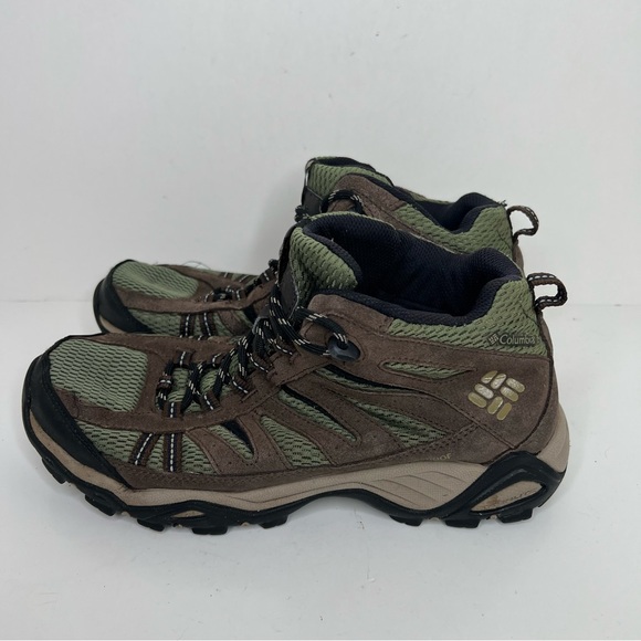 Columbia Green and Brown Athletic hiking Trail Shoes - Picture 3 of 6